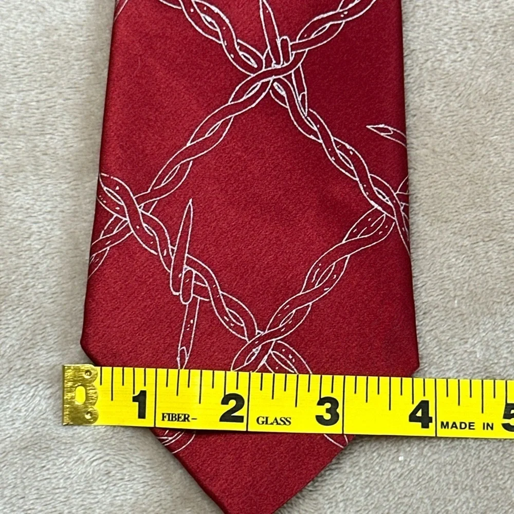 Wyoming Traders Barb Wire Western Cowboy Maroon Gray Silk Tie
